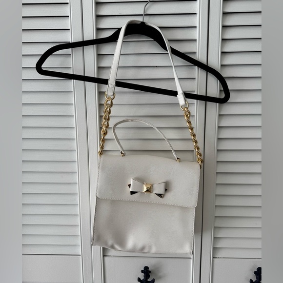 Betsey Johnson White Bag - Picture 1 of 5